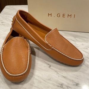 M. Gemi Felipe Piping size 40 tumbled leather light tan/latte - Like New!!